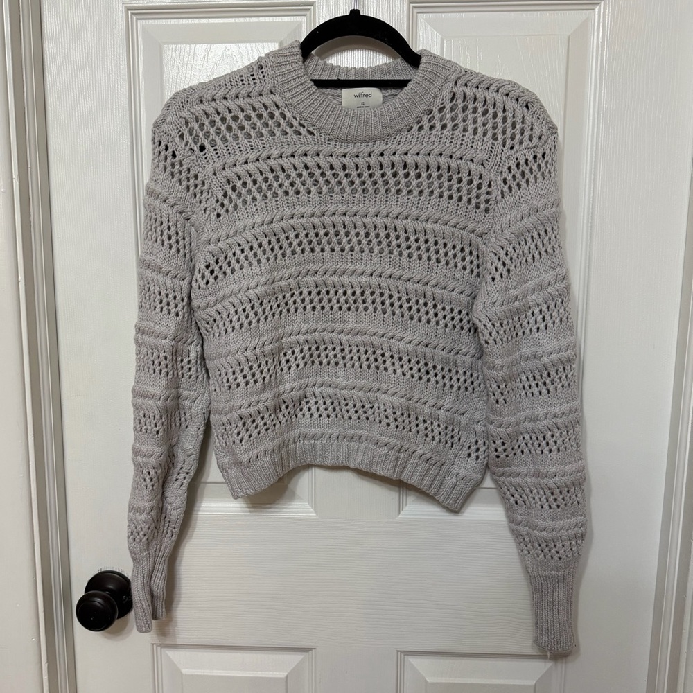 WILFRED Gray‎ Fayette Crochet open knit Crop merino Wool Sweater size XS